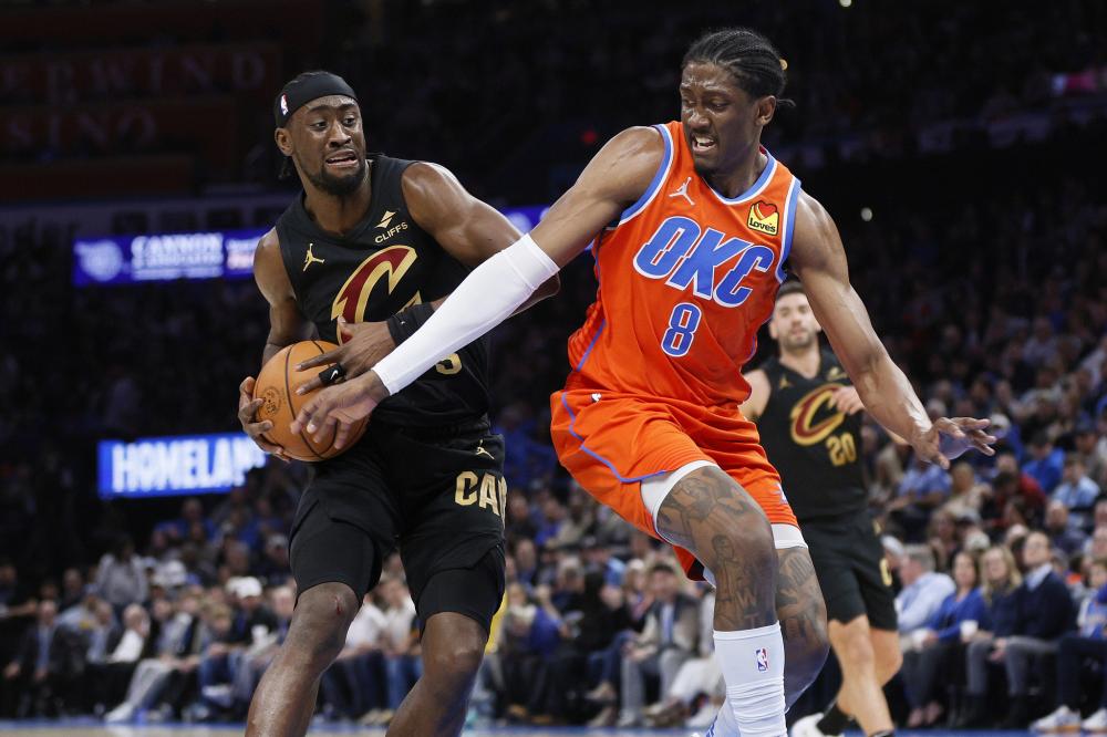 她凭借敏锐 她凭借敏锐