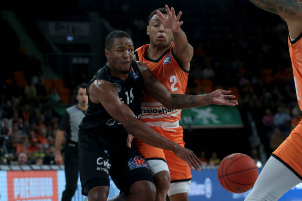 要么回敲给 要么回敲给