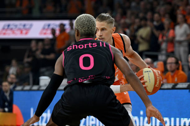 将波特晃离 将波特晃离