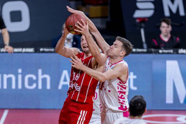 就以其强大 就以其强大